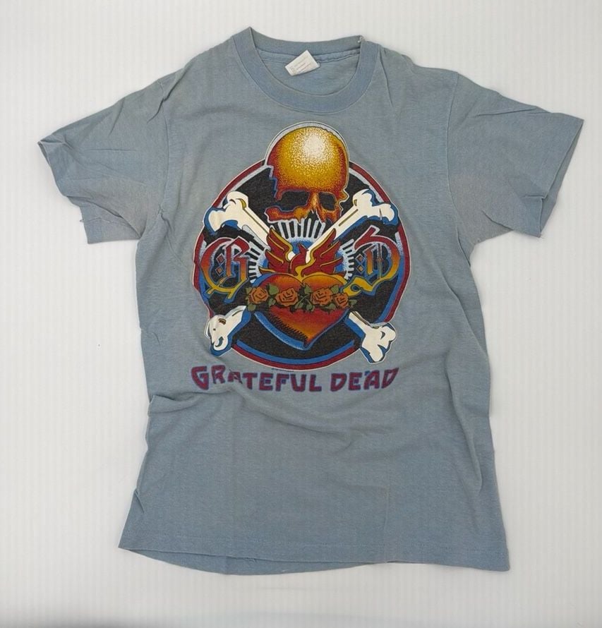 Vintage Tour Sportswear Grateful Dead Skull And Heart Graphic T-Shirt Size M